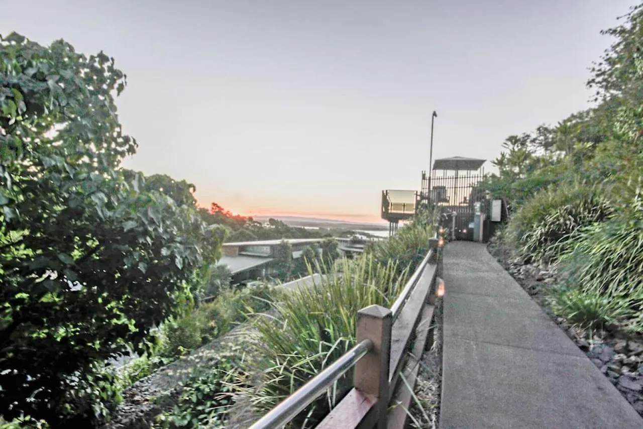 7407 Gorgeous Rainforest Outlook Apartment Noosa Heads