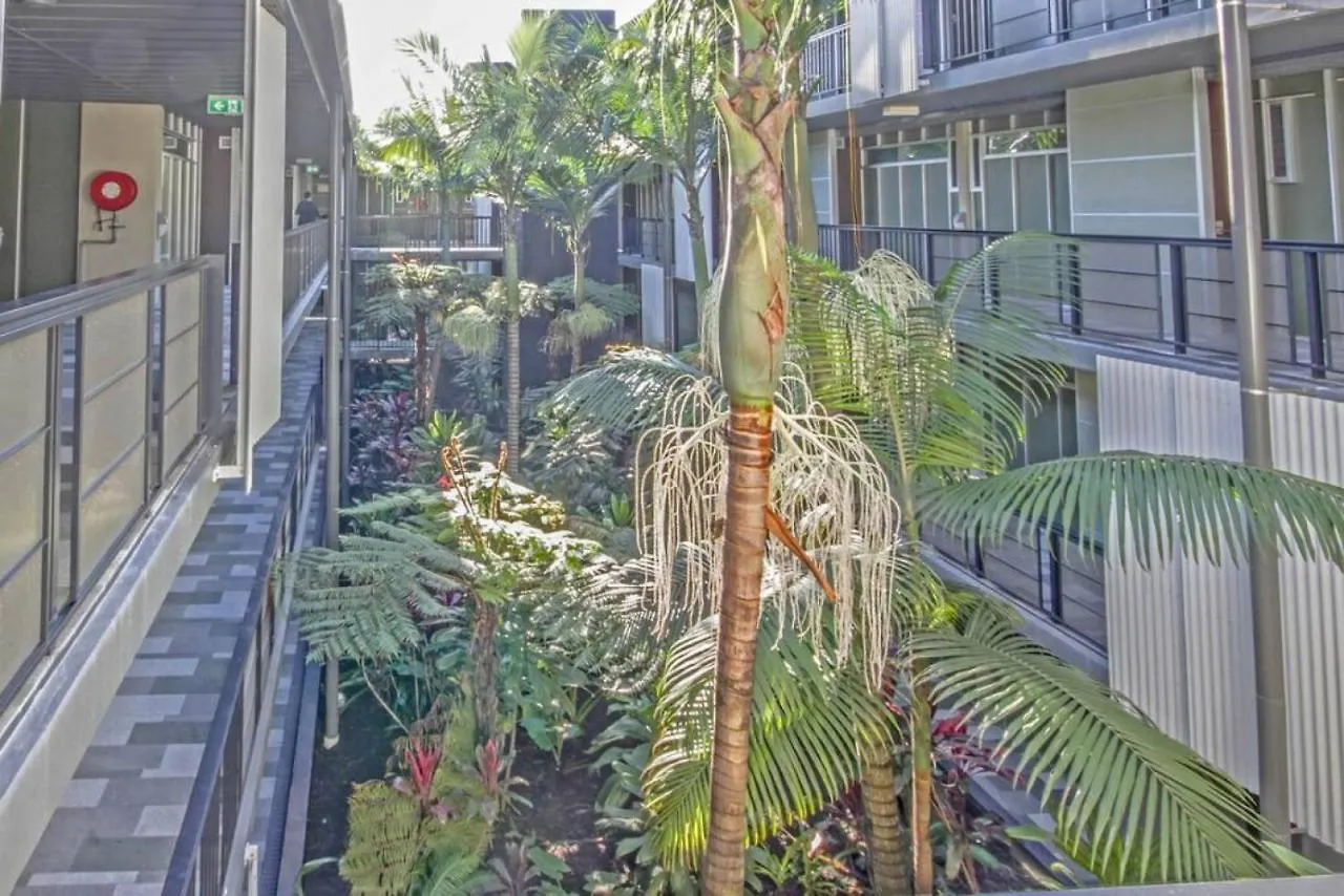 7407 Gorgeous Rainforest Outlook Apartment Noosa Heads